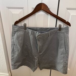 Roundtree & Yorke Men's Flat Front Shorts — Gray